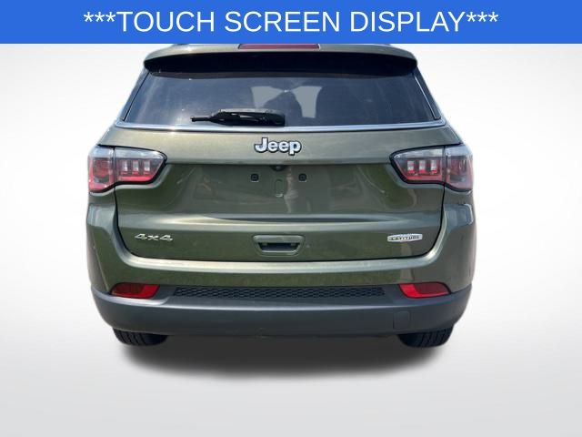 2018 Jeep Compass Latitude photo 3