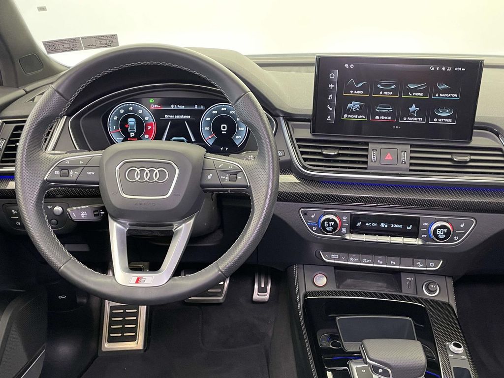2023 Audi SQ5 Prestige photo 26