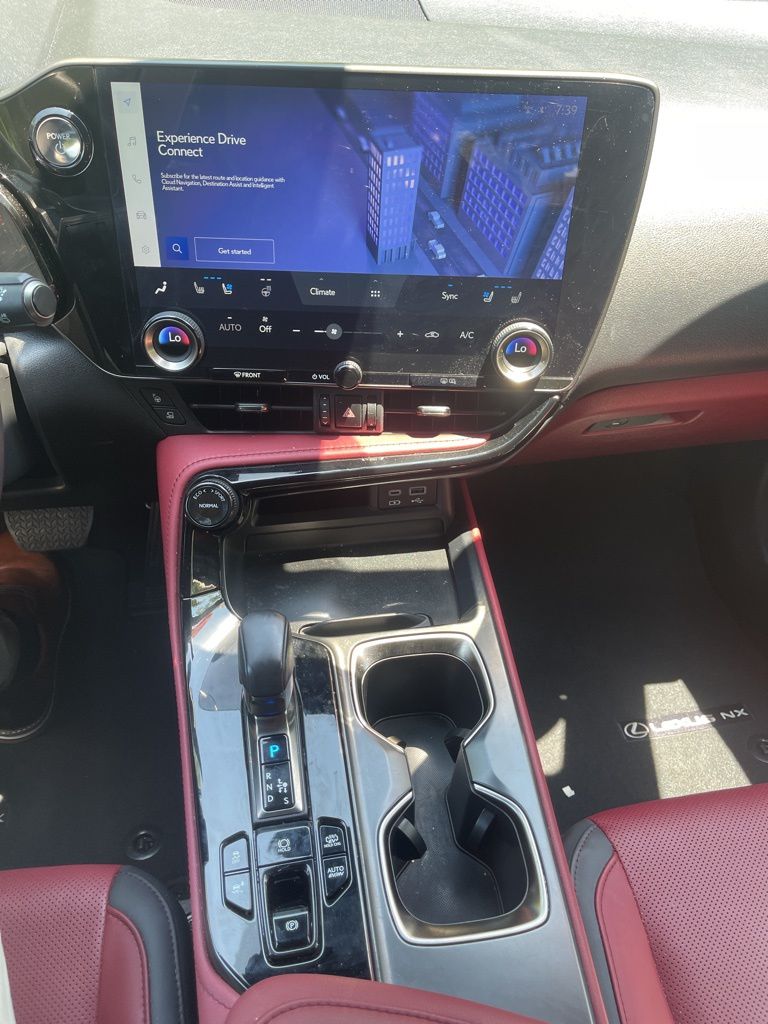 2024 Lexus NX 450h+ Luxury photo 25
