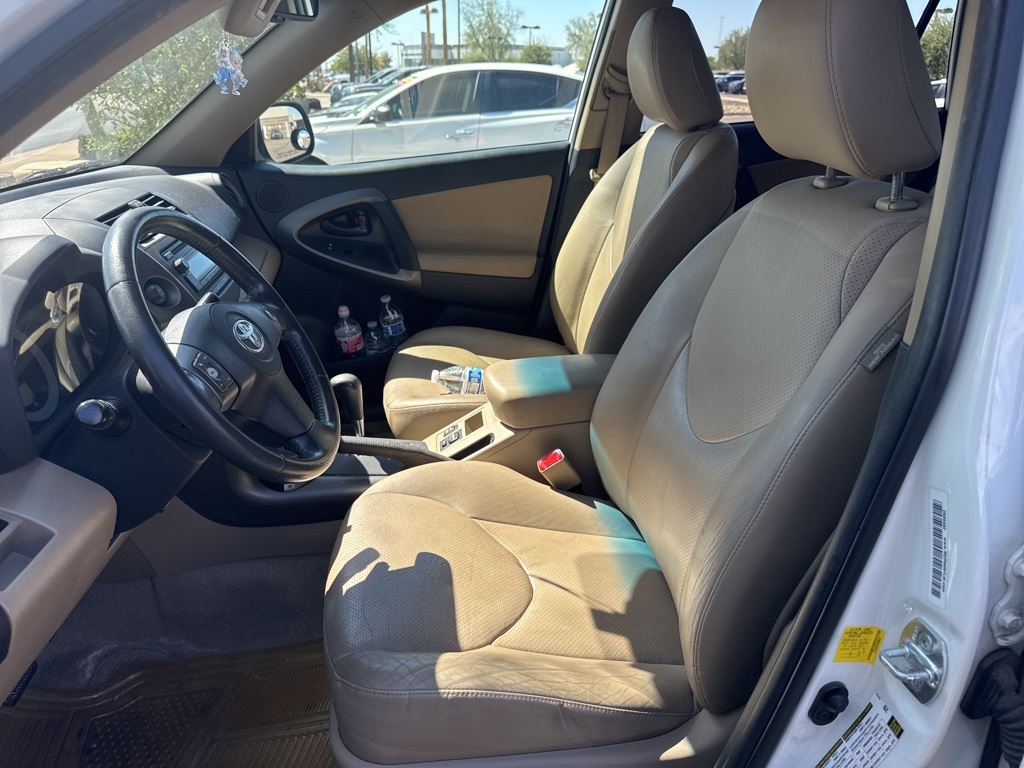 2012 Toyota RAV4 Limited photo 9