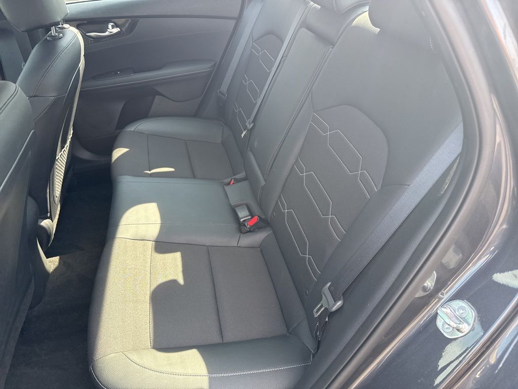 2023 Kia Forte GT-Line photo 30