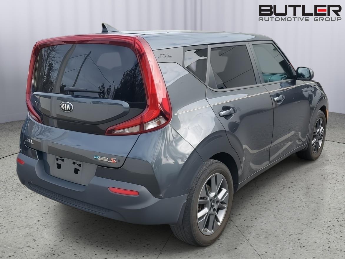 2021 Kia Soul S photo 3