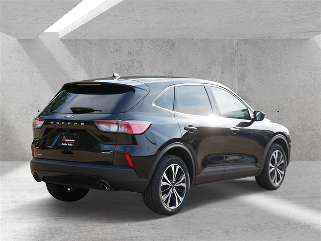 2022 Ford Escape SE photo 3