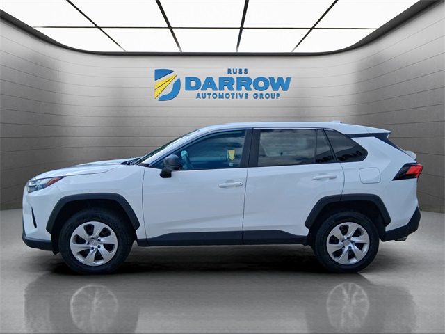2023 Toyota RAV4 LE photo 2