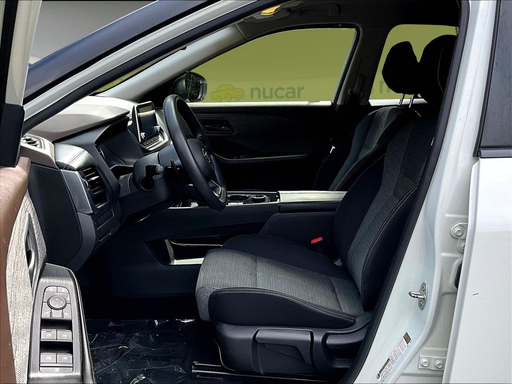 2021 Nissan Rogue S photo 11