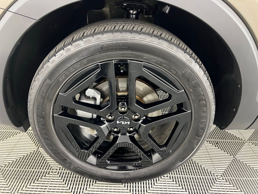 2023 Kia Telluride X-Line photo 4
