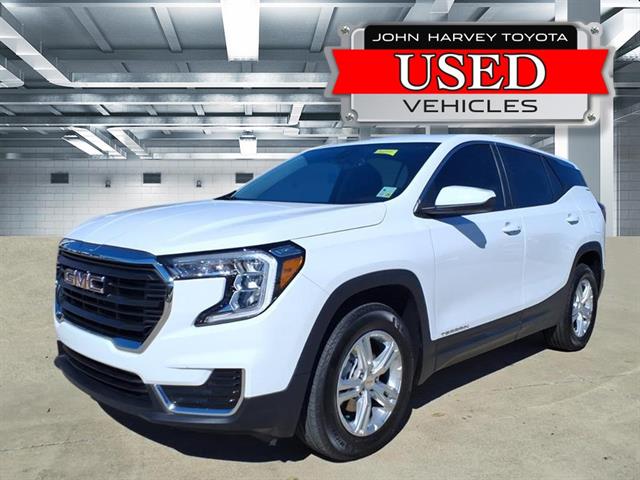 2024 GMC Terrain SLE's photo