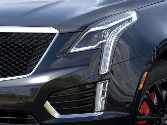 2025 Cadillac XT5 Sport photo 2