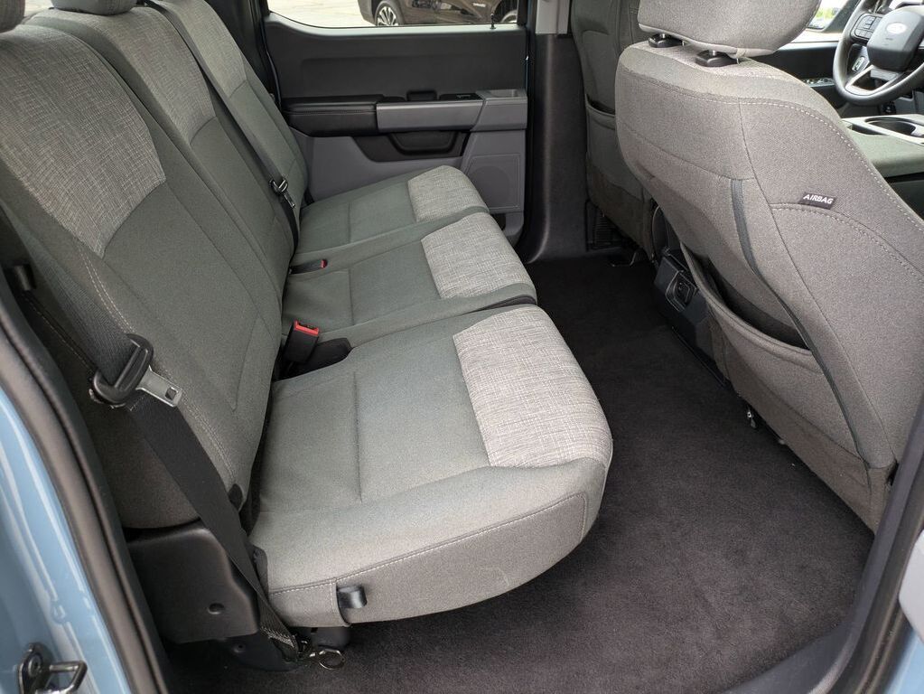 2023 Ford F-150 XLT photo 25