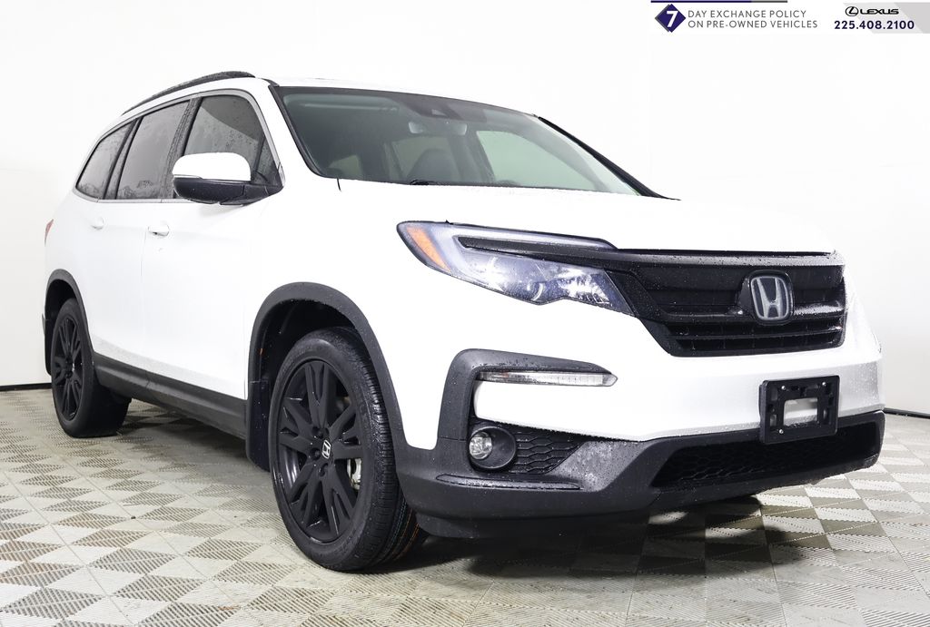 2022 Honda Pilot SE's photo