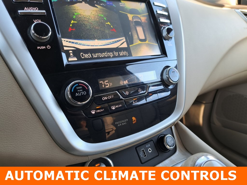 2018 Nissan Murano SL photo 12