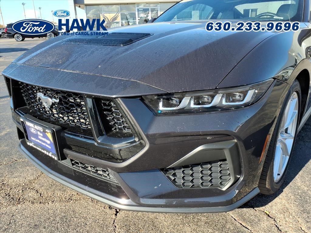 2024 FORD MUSTANG - Image 9