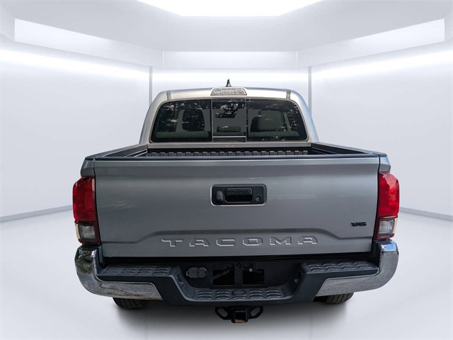 2021 Toyota Tacoma TRD Sport photo 4