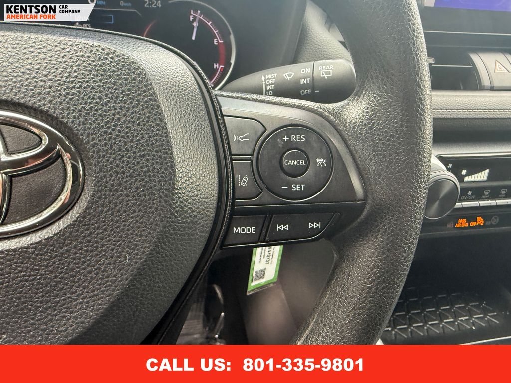 2024 Toyota RAV4 LE photo 15