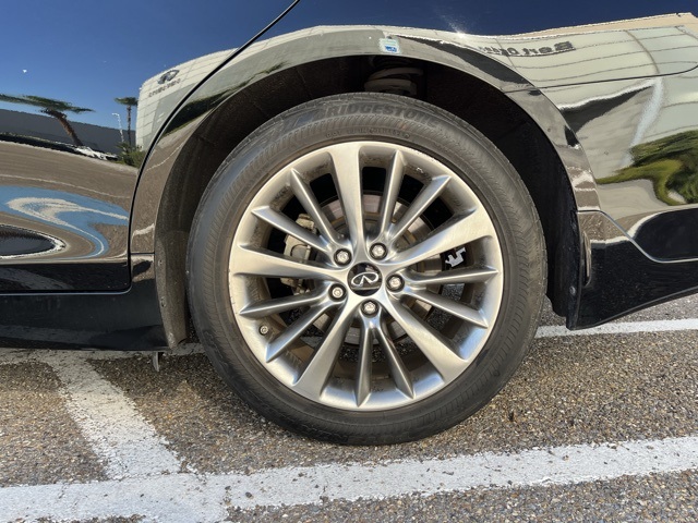 2022 Infiniti Q50 LUXE photo 14