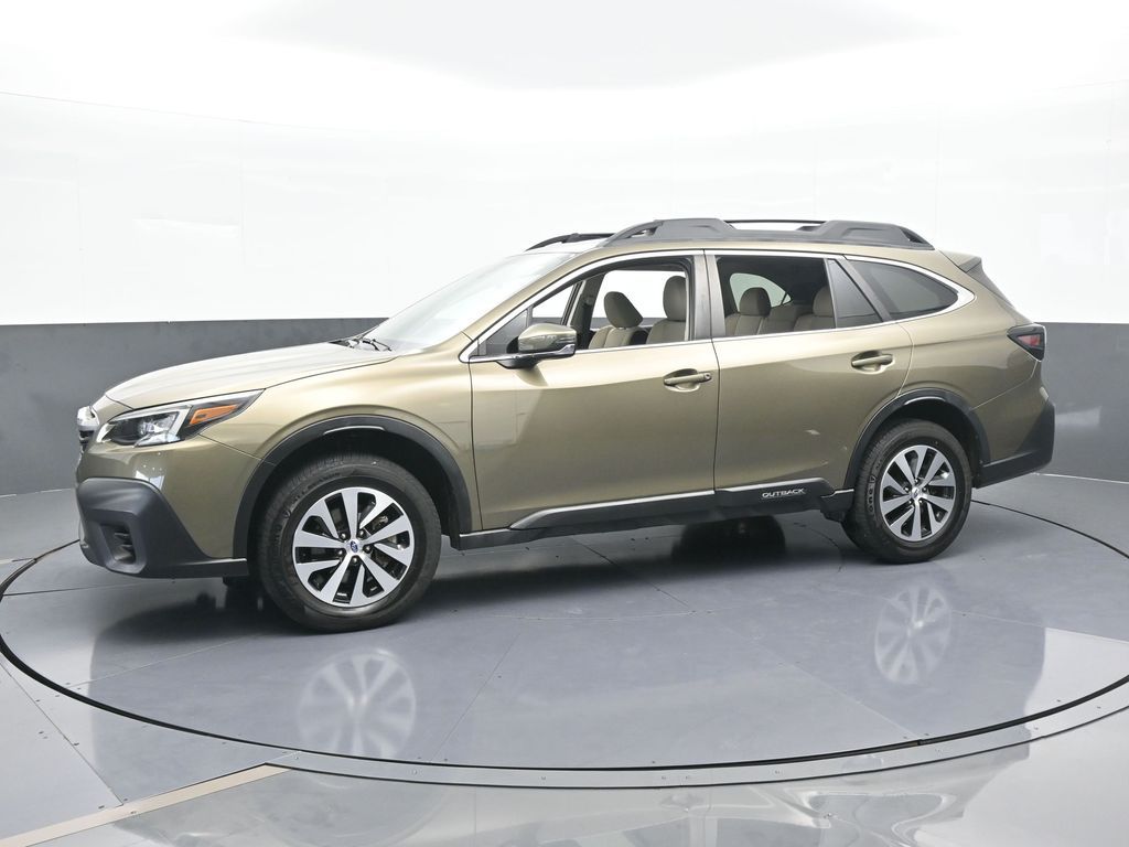 2021 Subaru Outback Premium's photo