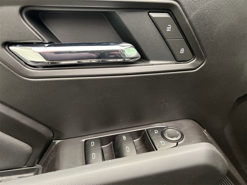 2025 Chevrolet Colorado Work Truck LT photo 12