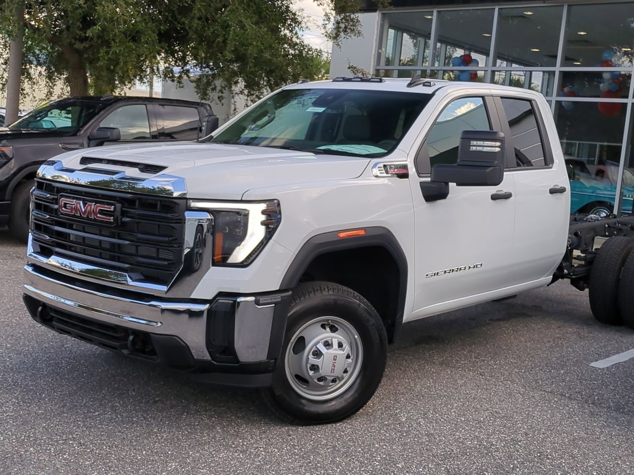2024 GMC Sierra 3500HD Pro's photo