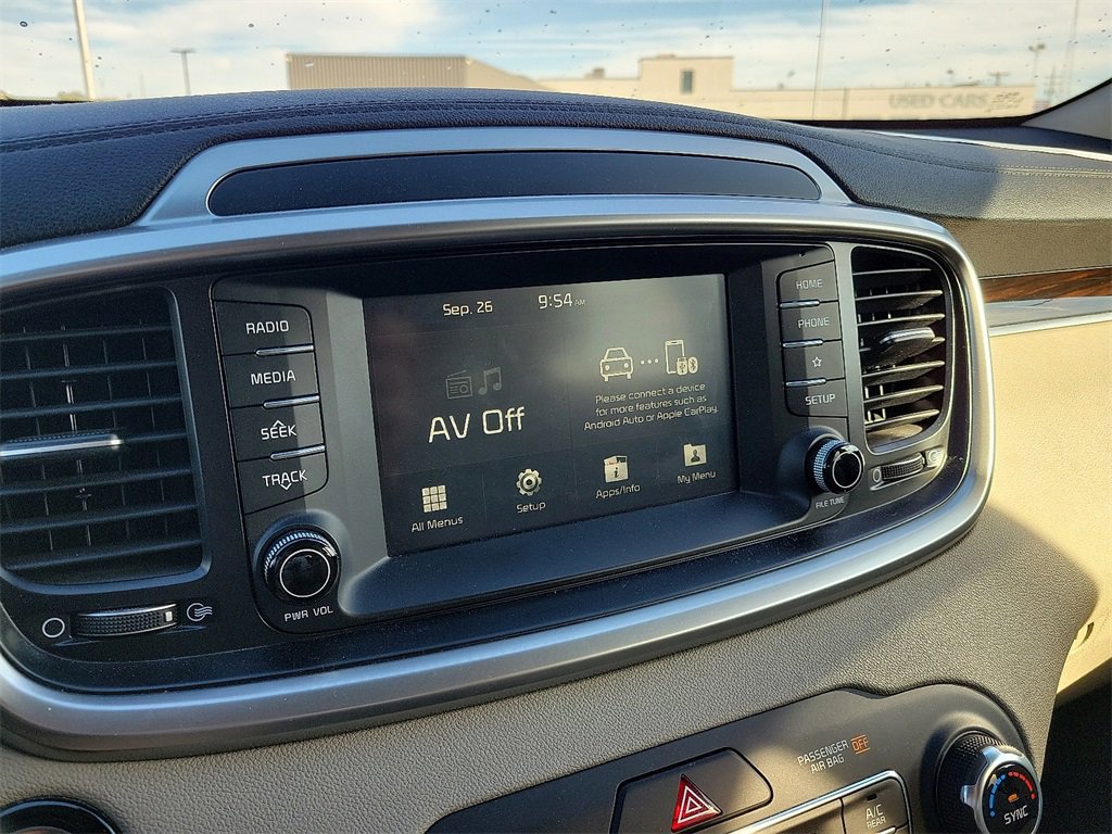 2020 Kia Sorento S V6 photo 21