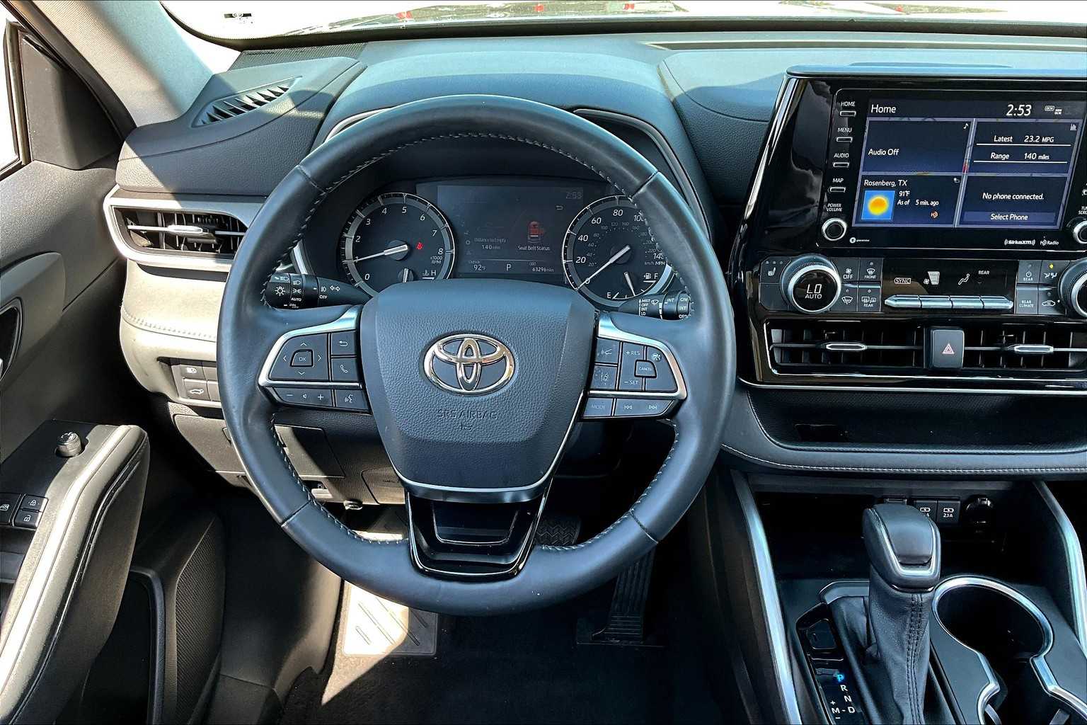 2021 Toyota Highlander XLE photo 5