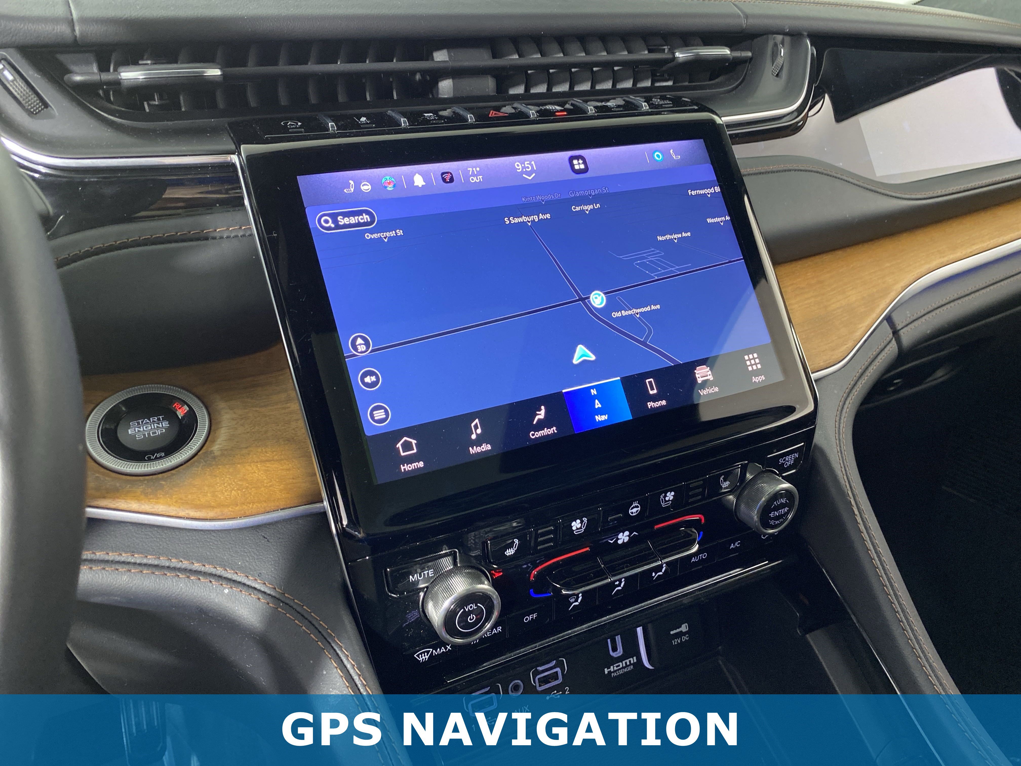 2023 Jeep Grand Cherokee Summit Reserve photo 2