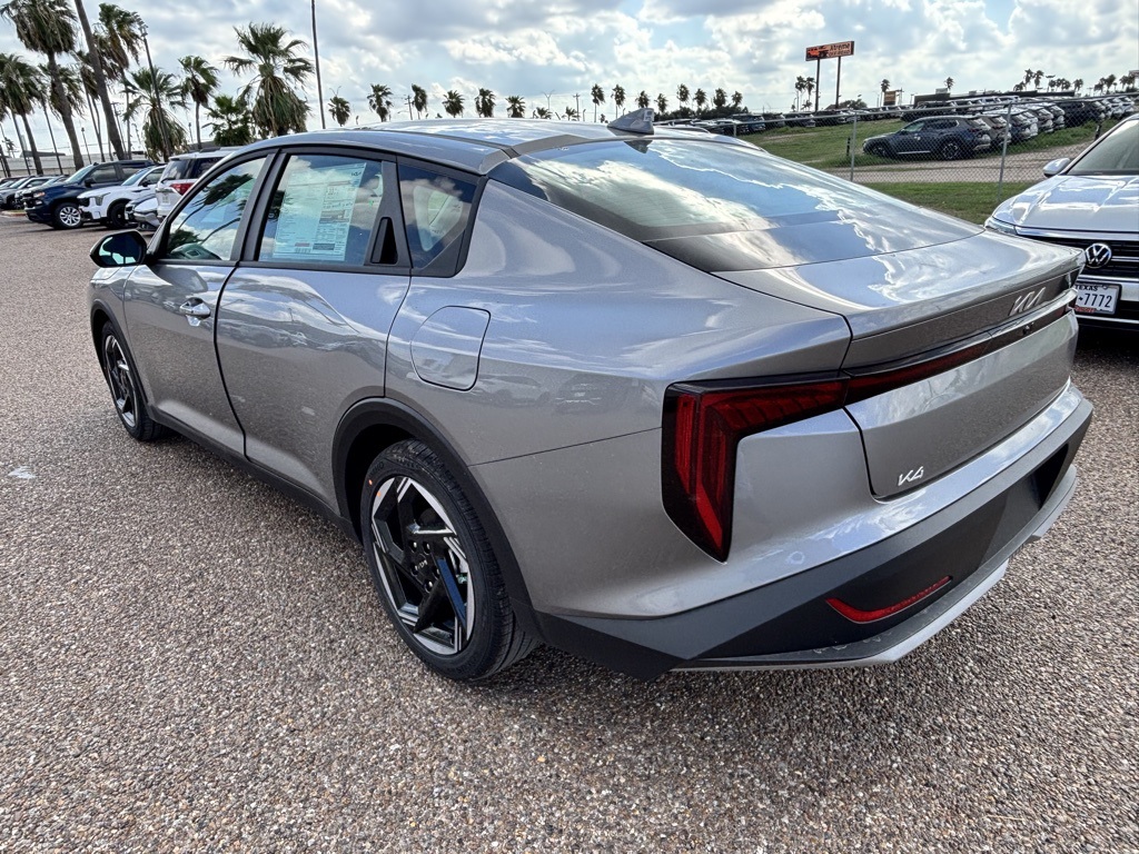 2025 Kia K4 EX photo 5