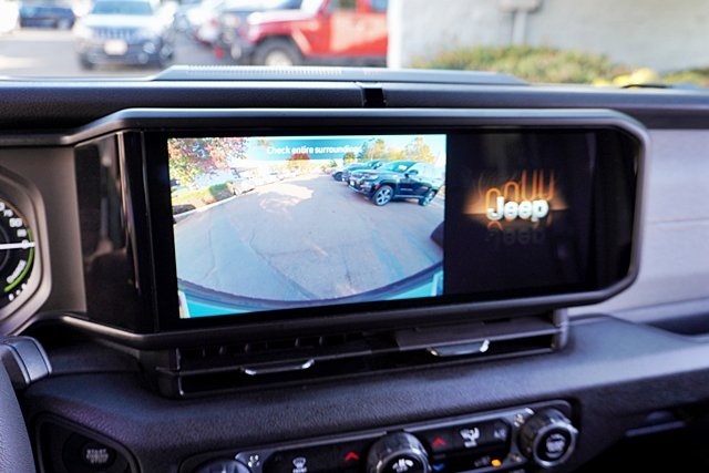 Used 2024 White Jeep Sport S 4xe image 27