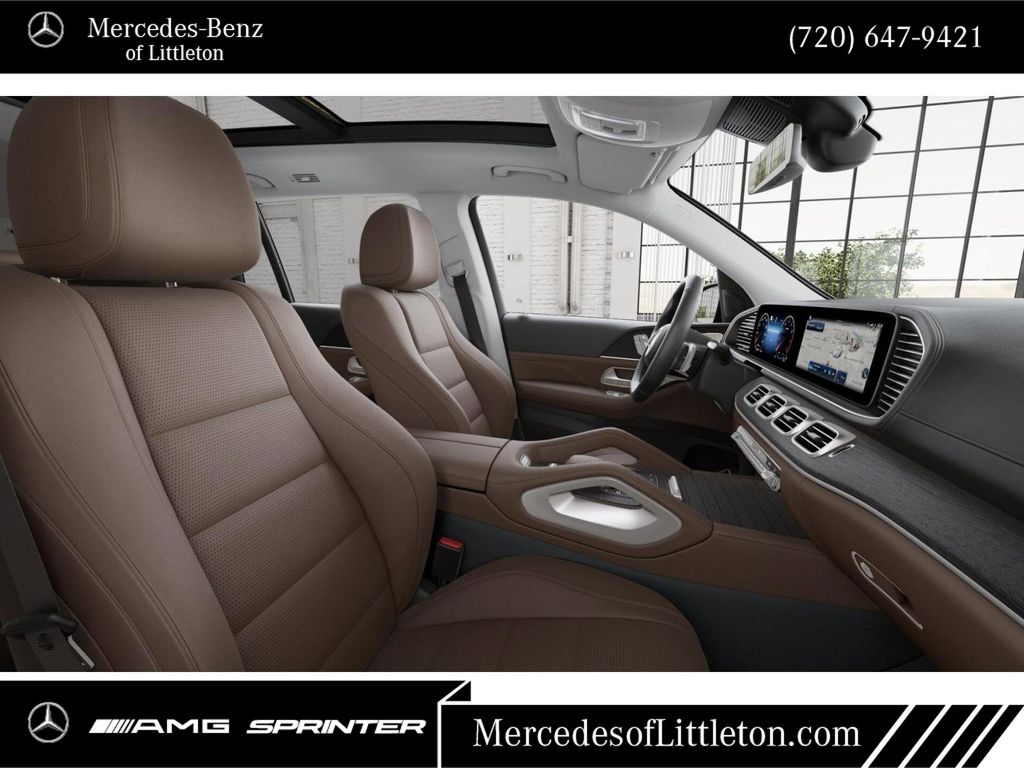 2026 Mercedes Benz GLS 450 4MATIC photo 2