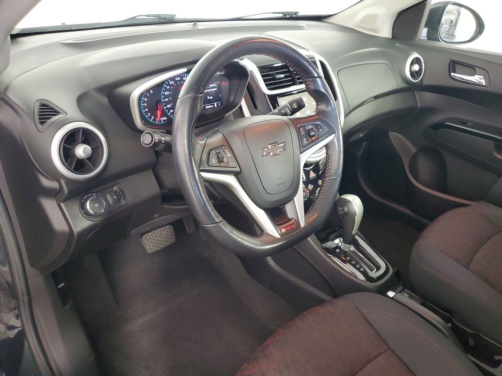 2018 Chevrolet Sonic LT photo 11
