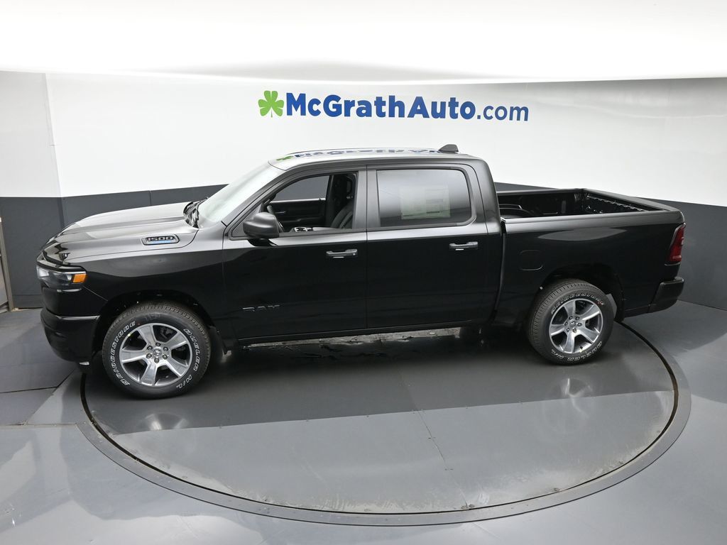 2025 Ram 1500 Tradesman photo 18