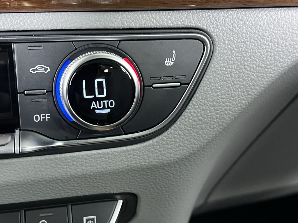 2022 Audi Q5 45 S line Premium photo 14