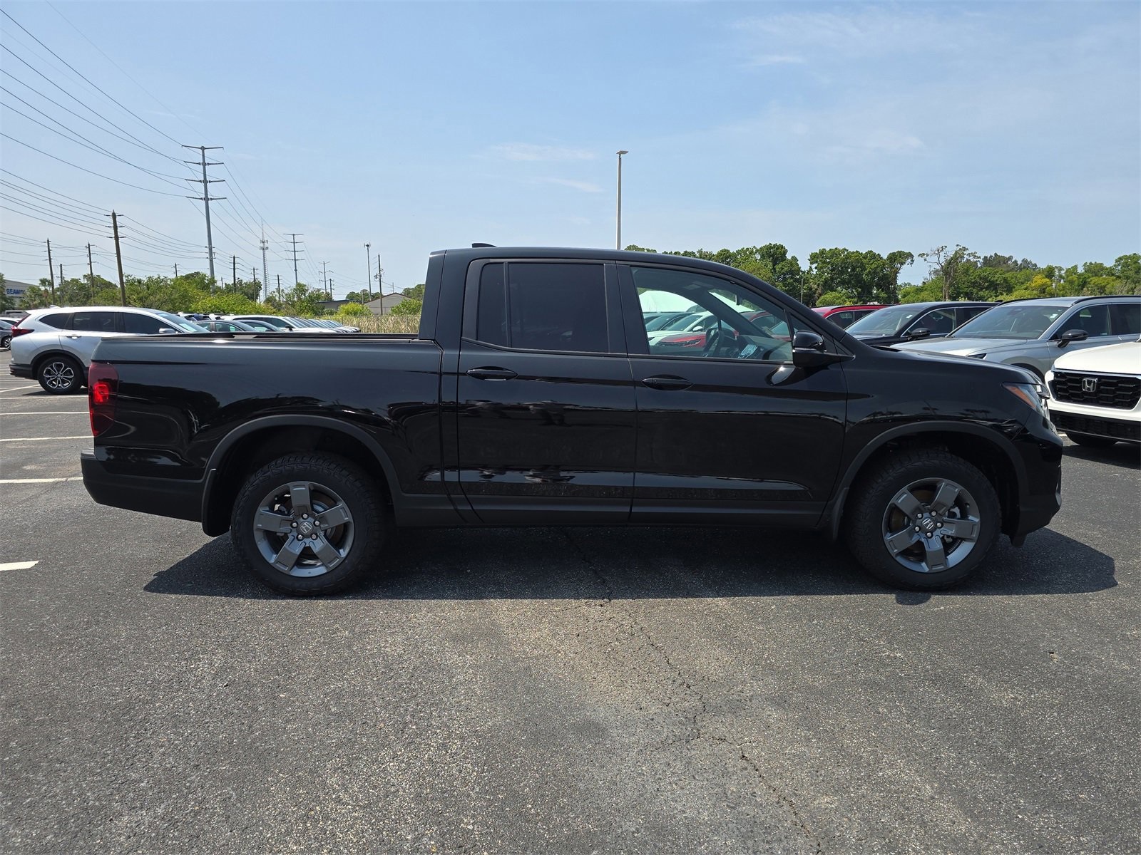 2025 Honda Ridgeline TrailSport photo 4