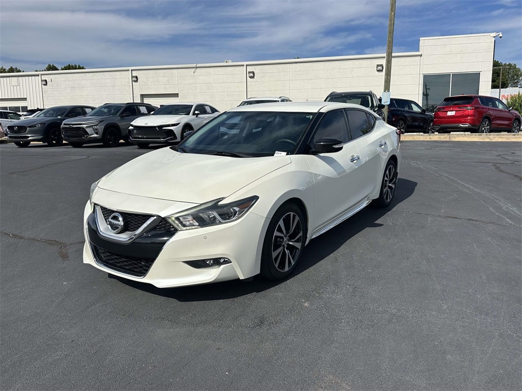 2017 Nissan Maxima SV photo 3