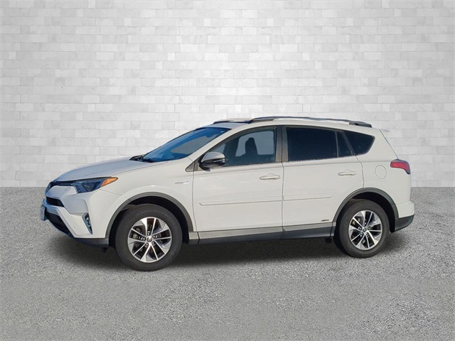 2017 Toyota RAV4 Hybrid photo 3