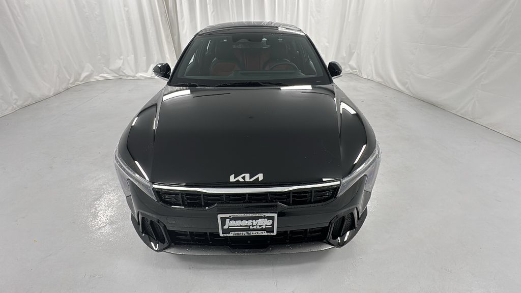 2025 Kia K4 GT-Line photo 8