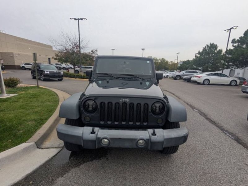2016 Jeep Wrangler Sport photo 2