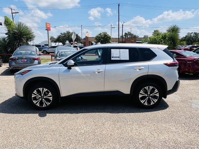 2023 Nissan Rogue SV photo 4