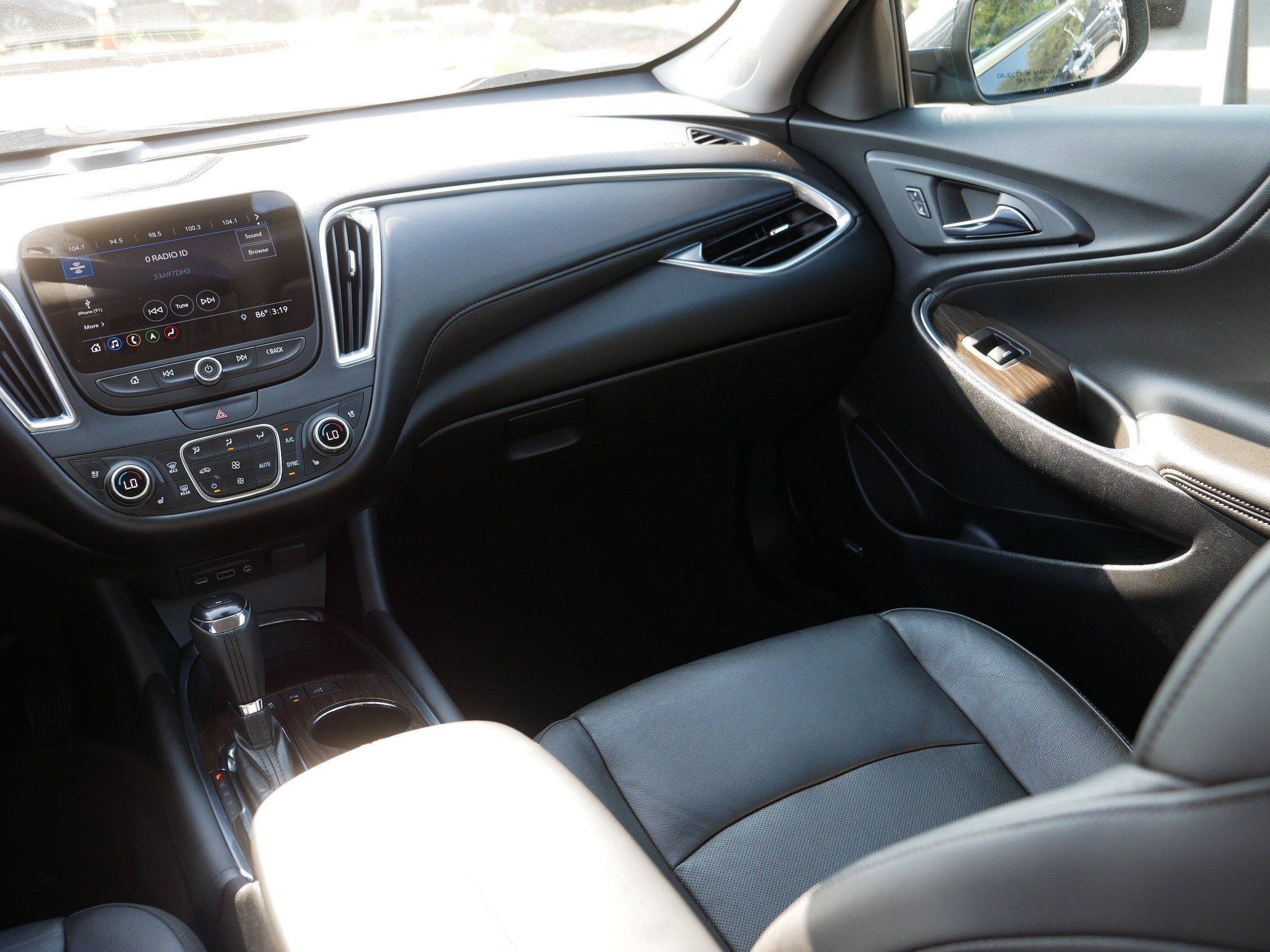 2019 Chevrolet Malibu Premier photo 11