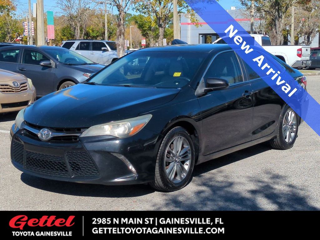 2015 Toyota Camry SE
