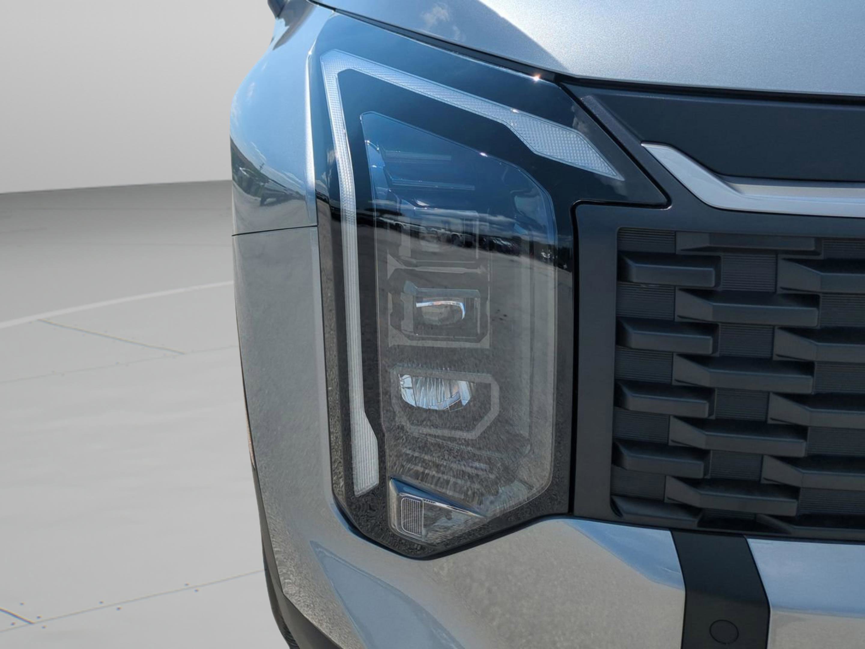 2026 Kia Sportage Hybrid LX photo 23