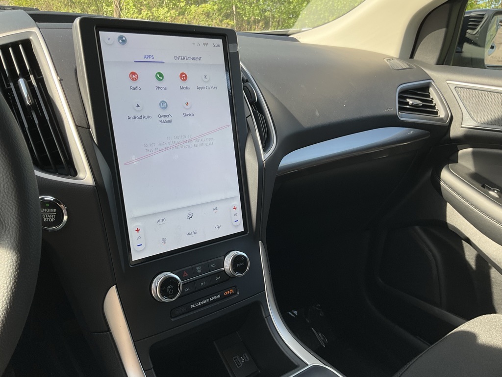 2024 Ford Edge SE photo 4