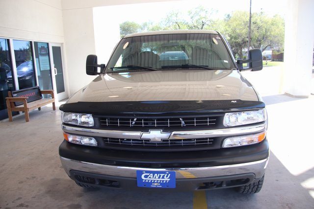 1999 Chevrolet Silverado 2500HD LS photo 2