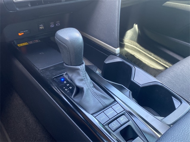 2025 Toyota Camry LE photo 26