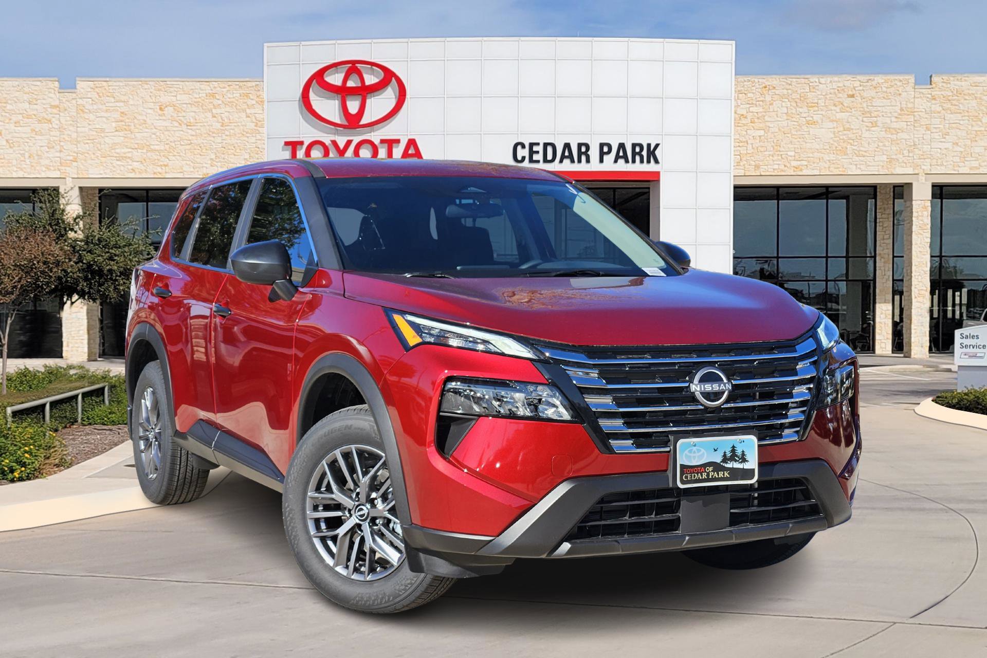 2026 Nissan Rogue S's photo