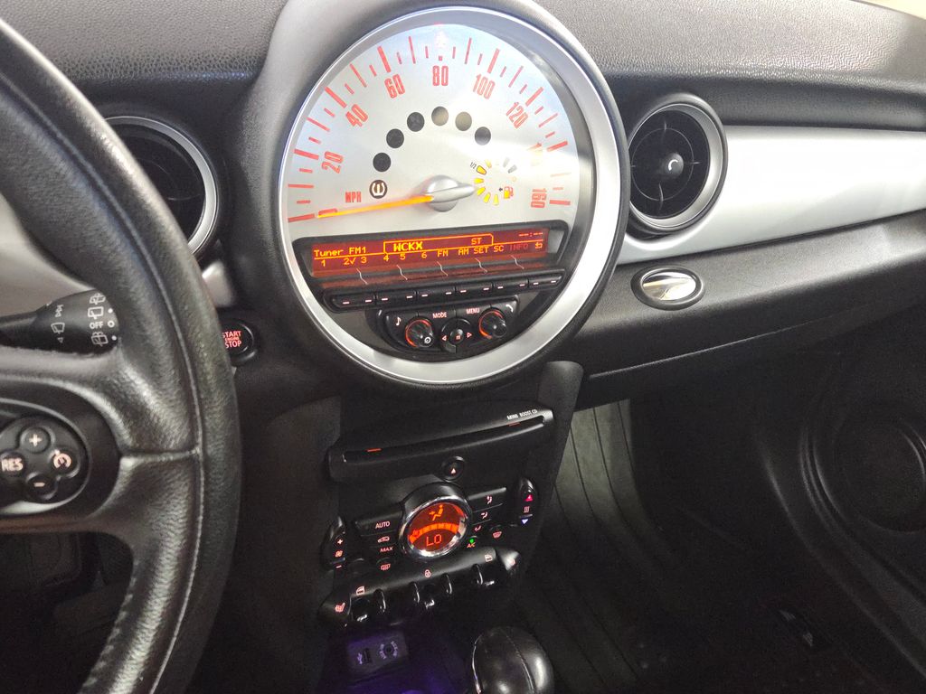 2013 Mini Cooper Base photo 21