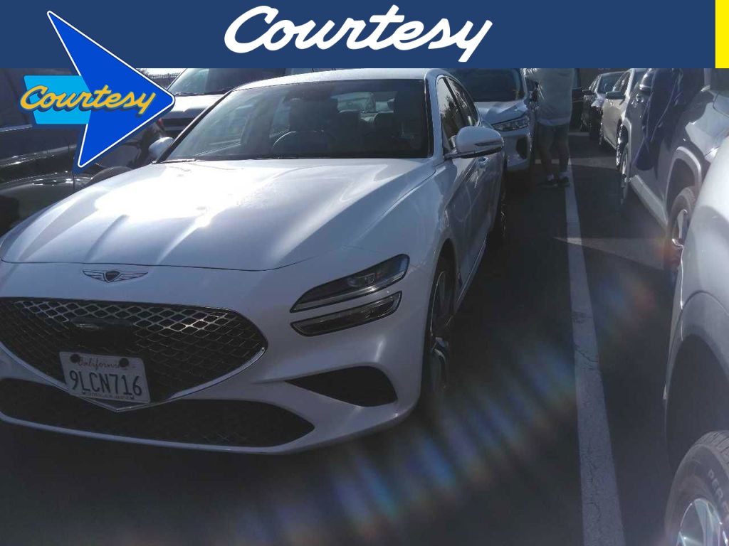 2024 GENESIS G70 Standard's photo