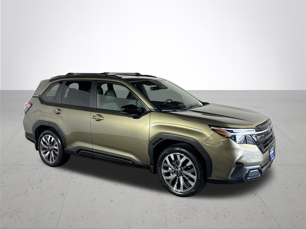 2025 Subaru Forester Touring photo 3