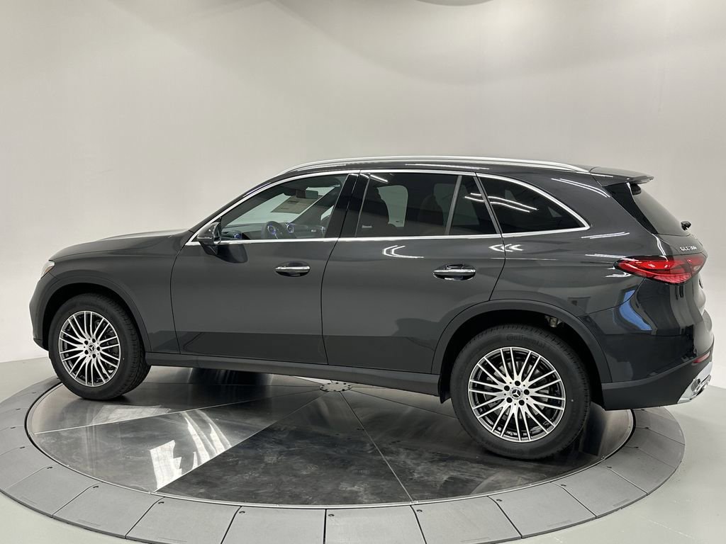 2026 Mercedes Benz GLC 300 4MATIC photo 5
