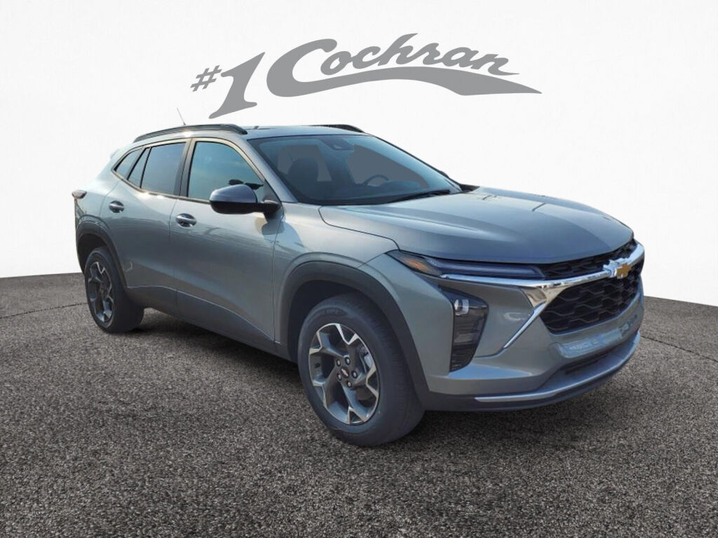 New 2025 Chevrolet Trax LT 4D Sport Utility in Boardman, OH 1