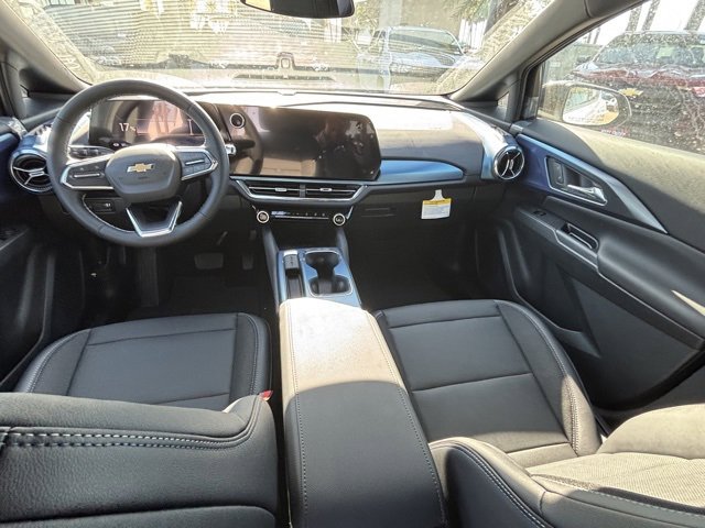 2025 Chevrolet Equinox EV 1LT photo 11